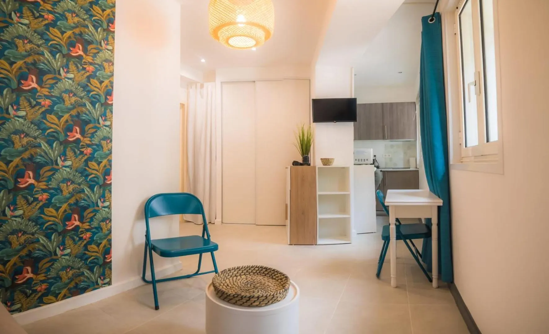 Air-Conditioned Studio In Fabron Νίκαια 0*,